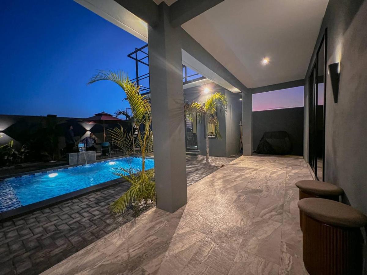 The Luxury Villa -Private Pool- Pantai Cenang  Zewnętrze zdjęcie